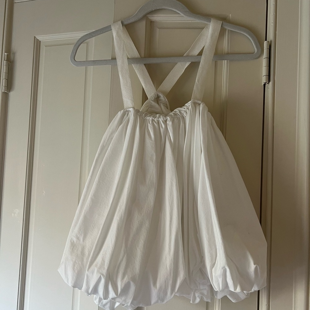 White bubble top